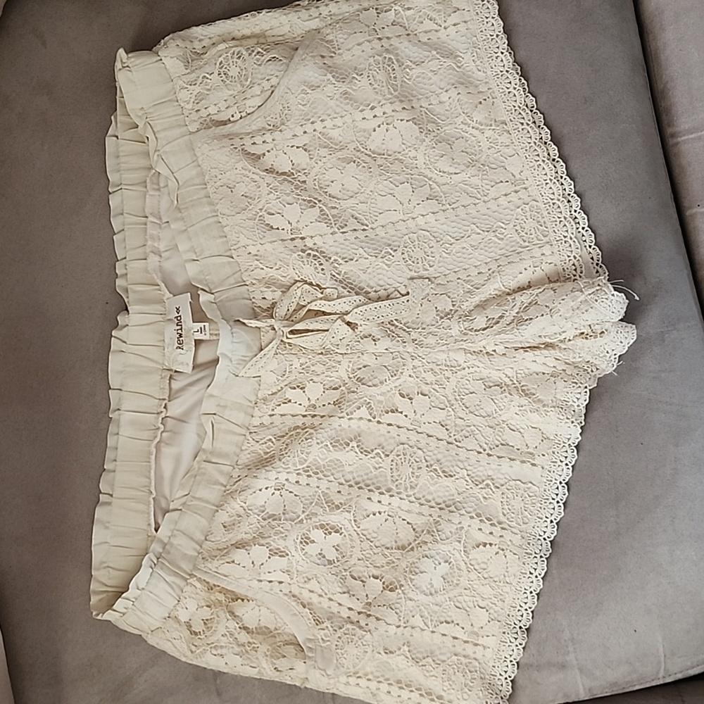 Womens shorts size Large new without tags